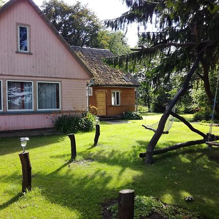 Rucava Lauku Viesu Maja Bajari旅馆 外观 照片